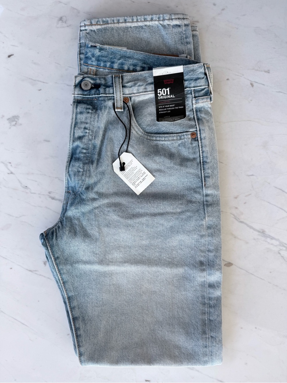 New Levi’s Premium 501 Original 33x34 Men,s - Picture 14 of 15